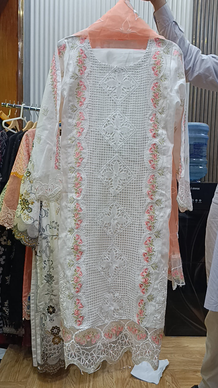 3pc swan white lawn